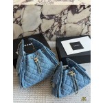 ¥660.00-690.00 【CHANEL】⭐67Y⭐Cuo⭐ 尺寸：22×15CM 26×20CM vc