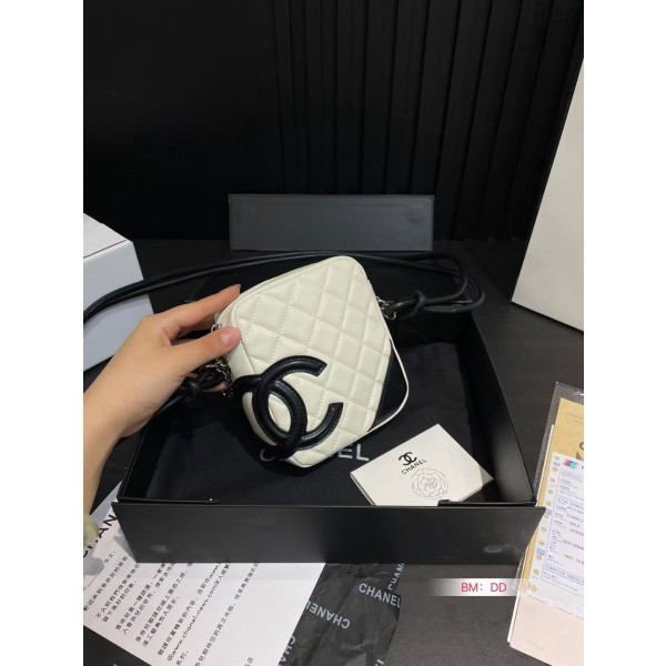 ¥560 【CHANEL】⭐⭐FAA⭐FV
