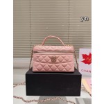 ¥580【CHANEL】 ⭐⭐B18⭐71 尺寸19*12 柒柒