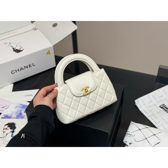¥520【CHANEL】 ⭐⭐AS4⭐416 尺寸长19cm 宽7cm 高13cm 魅族