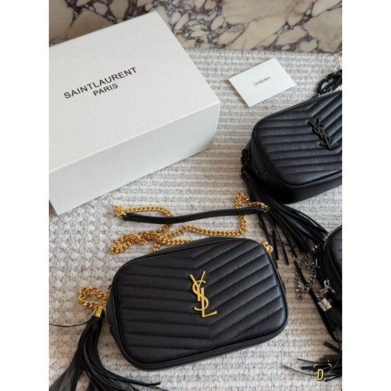 ¥510 【YSL】⭐9Iii⭐109o⭐ 尺寸：20×12CM vc