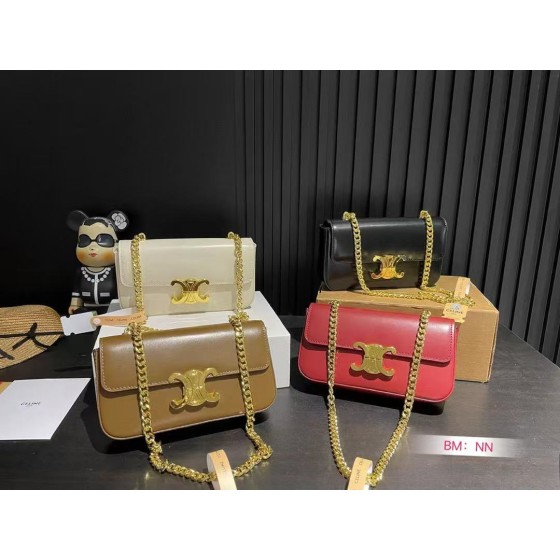 ¥480 【CELINE】⭐⭐9799⭐3B  尺寸长20.5cm 宽4cm 高11.5cm 娜娜
