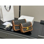 ¥620.00【CELINE】 ⭐⭐1888⭐82