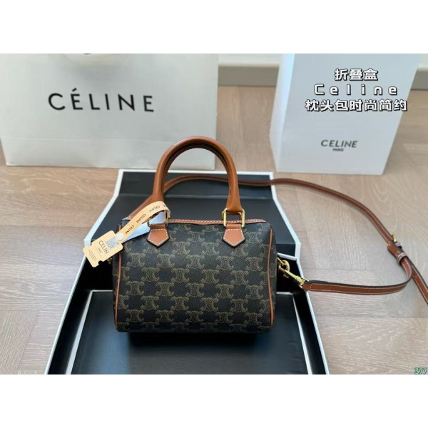 ¥480【CELINE】 ⭐⭐3772C⭐AS 长*宽*高：20*10.5*15.5cm 娜娜