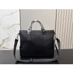 ¥680 【Burberry】⭐V98U⭐65⭐ 尺寸： 28 x 38 CM ming