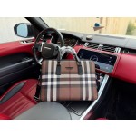 ¥680【Burberry】 ⭐5998⭐A57⭐ 尺寸：39x29x8CM 凯撒