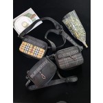 /·¥420【Burberry】 ⭐⭐8025⭐668 尺寸22 * 11 * 16.5CM 小李