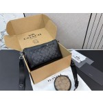 ¥520【Coach】 ⭐J98K7⭐a5⭐ 尺寸：15 x 25CM ming