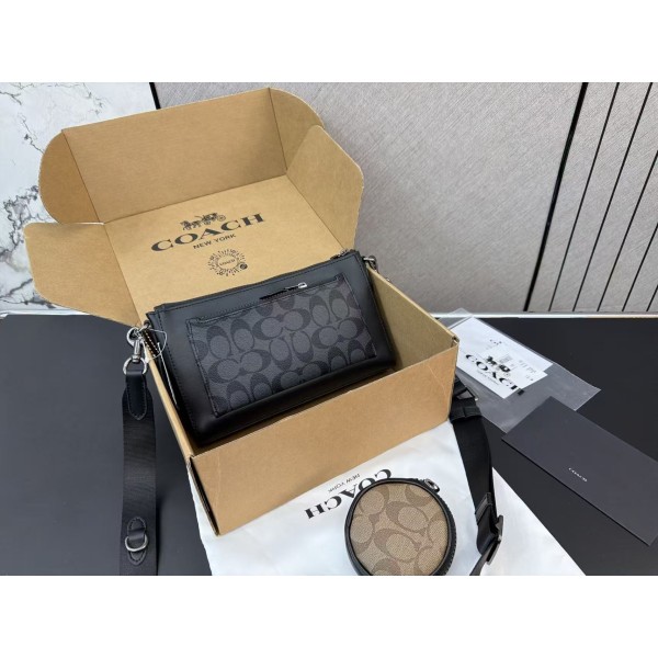 ¥520【Coach】 ⭐J98K7⭐a5⭐ 尺寸：15 x 25CM ming
