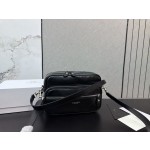 ¥560【Coach】 ⭐2001⭐E4⭐  尺寸：18 x 24CM ming