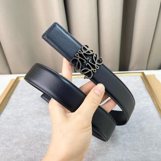 ¥388 【LOEWE】⭐⭐E61⭐9Z2