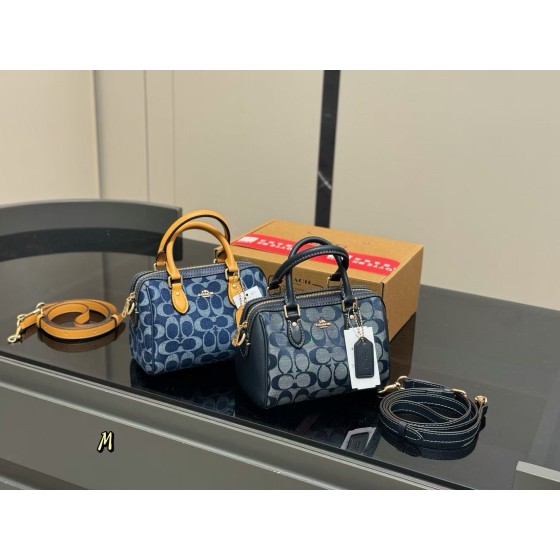 ¥520 【Coach】⭐⭐CY7⭐42- 尺寸18×12 美子