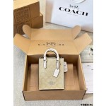 ¥510【Coach】 ⭐⭐J⭐49⭐4-  尺寸16×17 美子