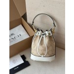 ¥520 【Coach】⭐⭐C51⭐21- 尺寸 长15cm*宽10cm*高18cm 上喜