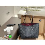 ¥560 【Coach】⭐⭐V9⭐76-  尺寸 长33cm 宽16cm 高29cm 上喜