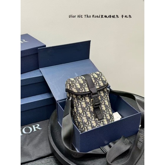 ¥550【Dior】 ⭐ q1⭐04⭐ LX 尺寸: 12.5 x 19 x 6.5CM LX
