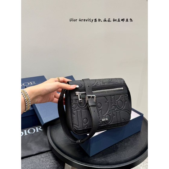 ¥560【Dior】 ⭐k7⭐01⭐ LX 尺寸：21×6×18CM LX