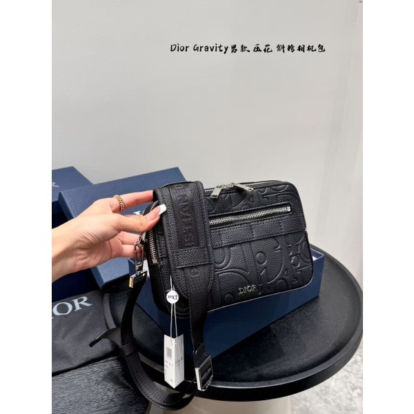 ¥570 【Dior】⭐a5⭐91⭐ LX 尺寸：23×6.5×15CM LX