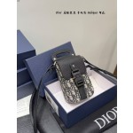 ¥580 【Dior】⭐a5⭐92⭐ LX 尺寸：11 x 22CM LX