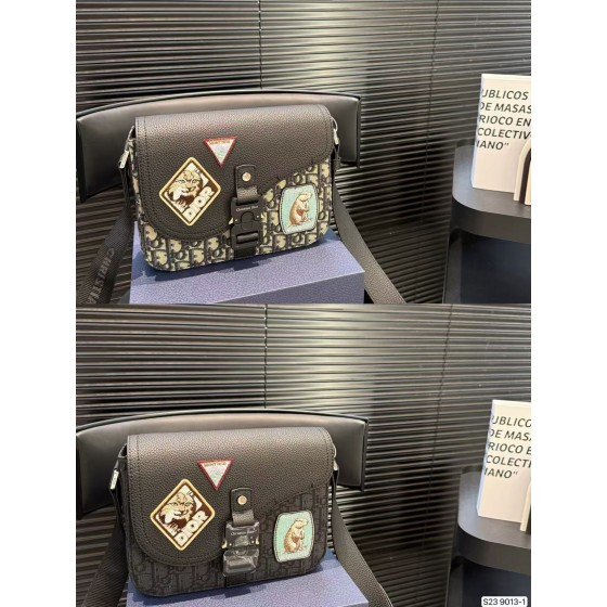 ¥590【Dior】 ⭐d1⭐43⭐ LX 尺寸：23×18CM LX